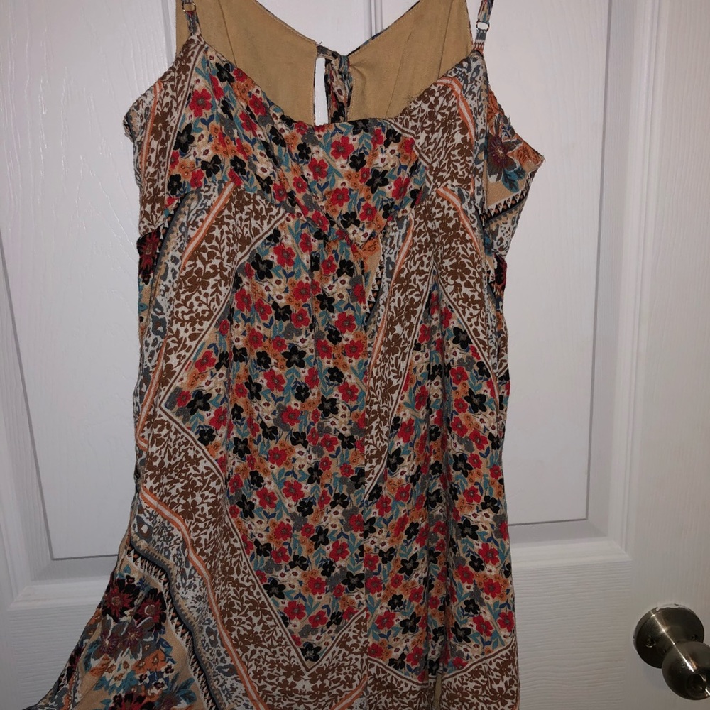 Romper - Picture 2 of 3